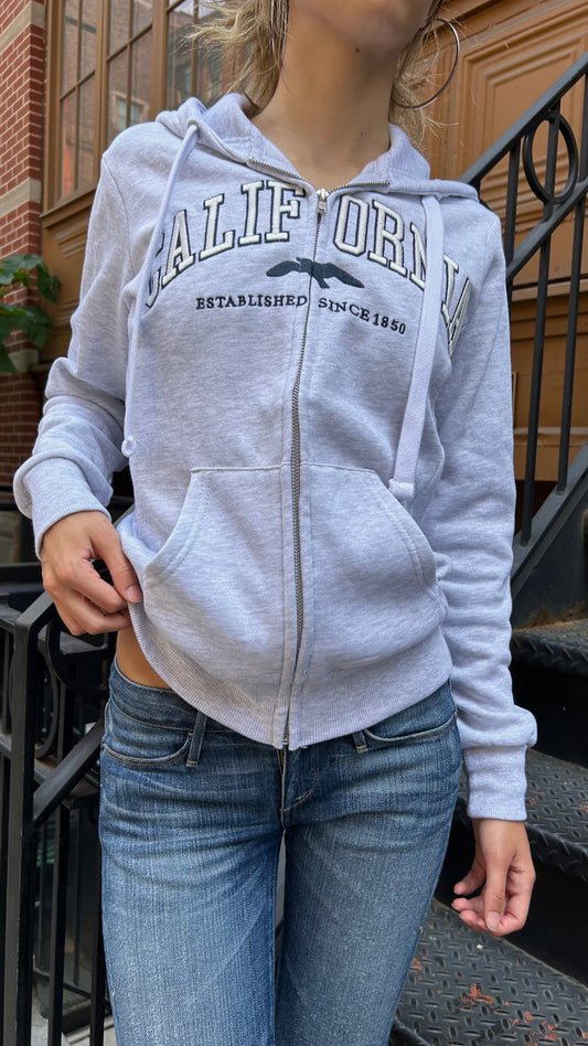 CALI ZIP UP HOODIE