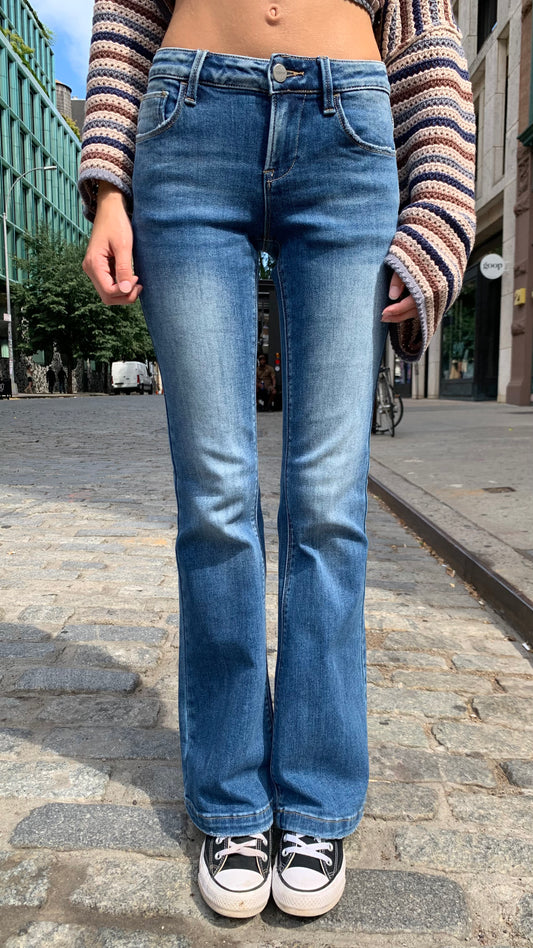 MILA LOW RISE JEANS